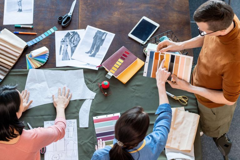 The Magic of Structures in Visual Design